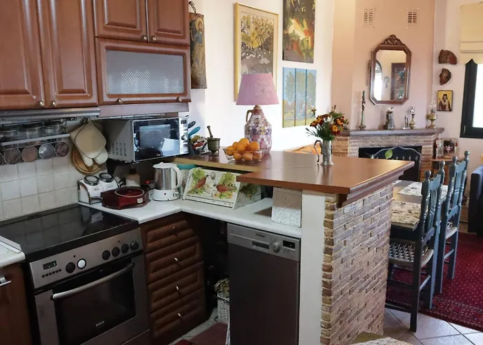 דירה Dionysias House With A Sea View Veranda Áno Yerakaríon