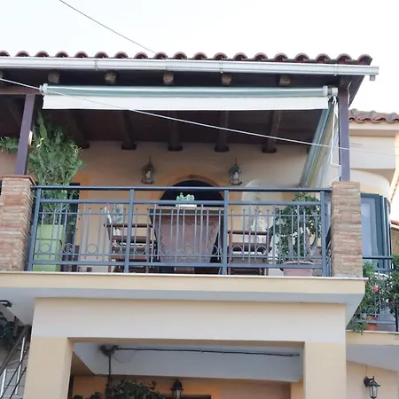 Dionysias House With A Sea View Veranda Lejlighed